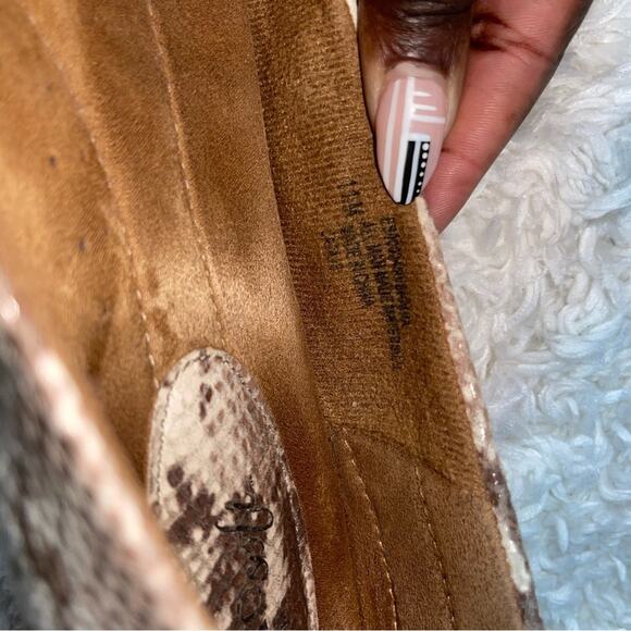 Eurosoft Shaina Flats Shoes - Picture 9 of 10